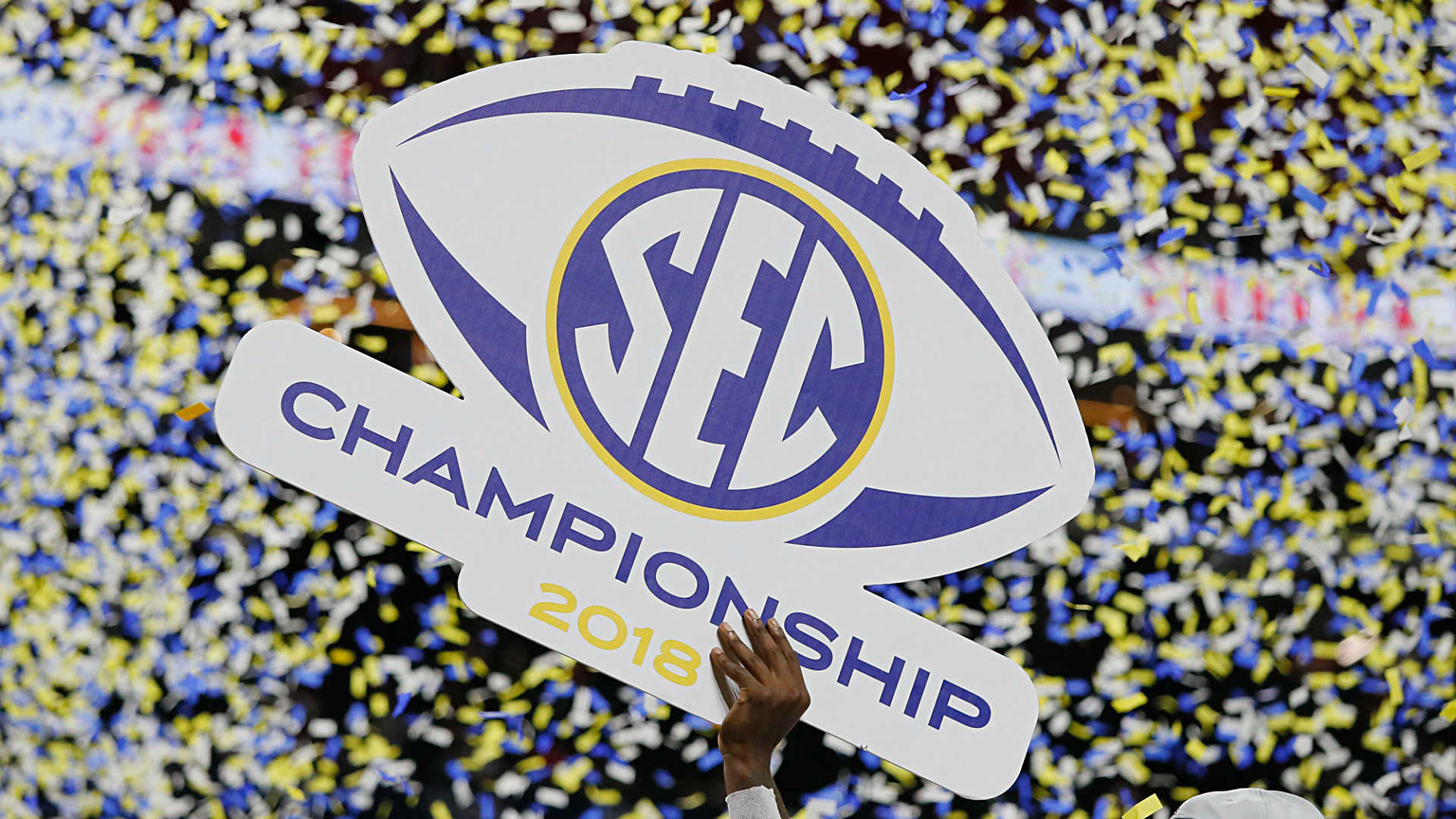 SEC logo-042619-GETTY-FTR